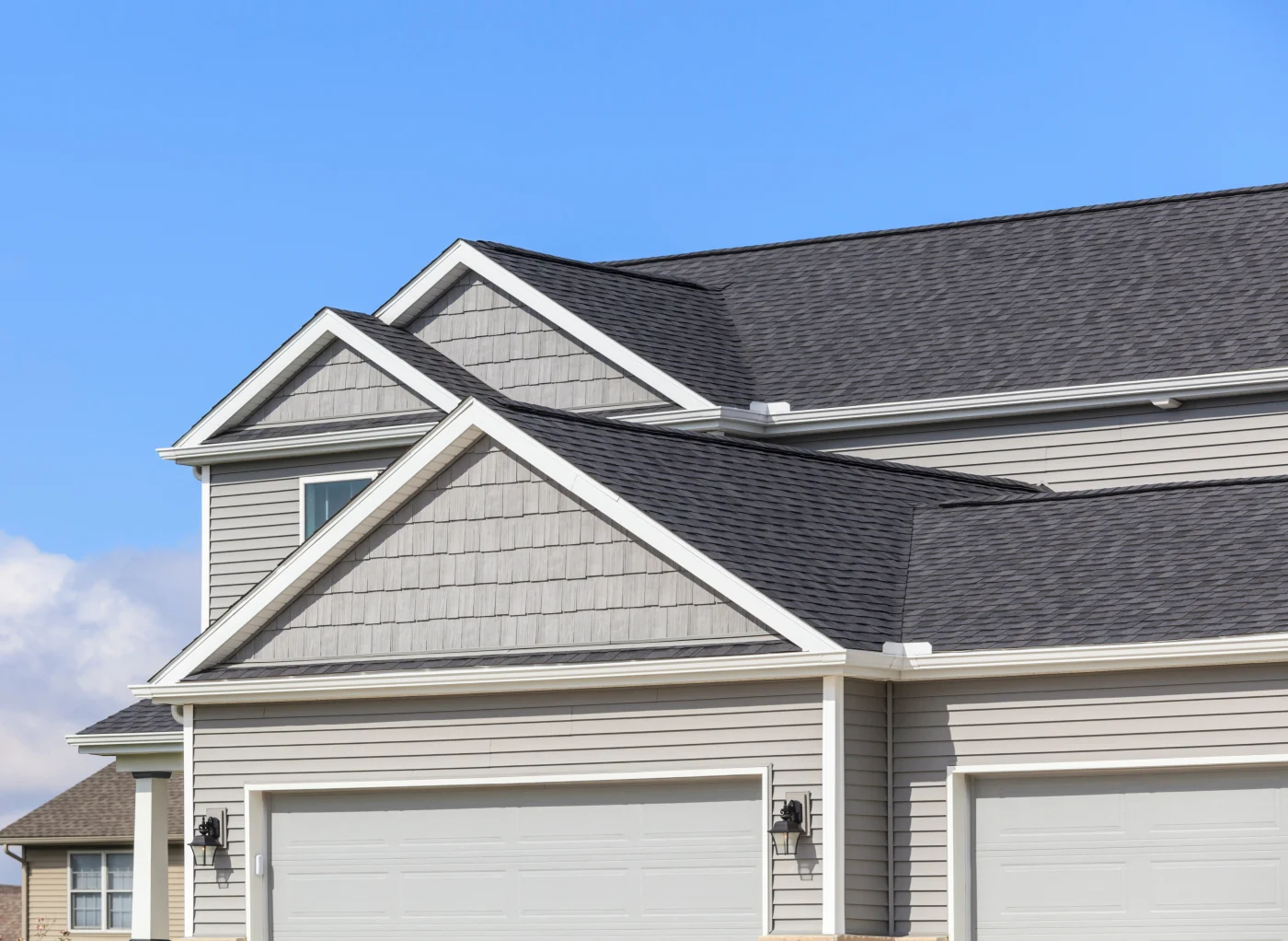 Charcoal grey asphalt shingle roof on St. Petersburg home repaired by Universal Roof & Contracting