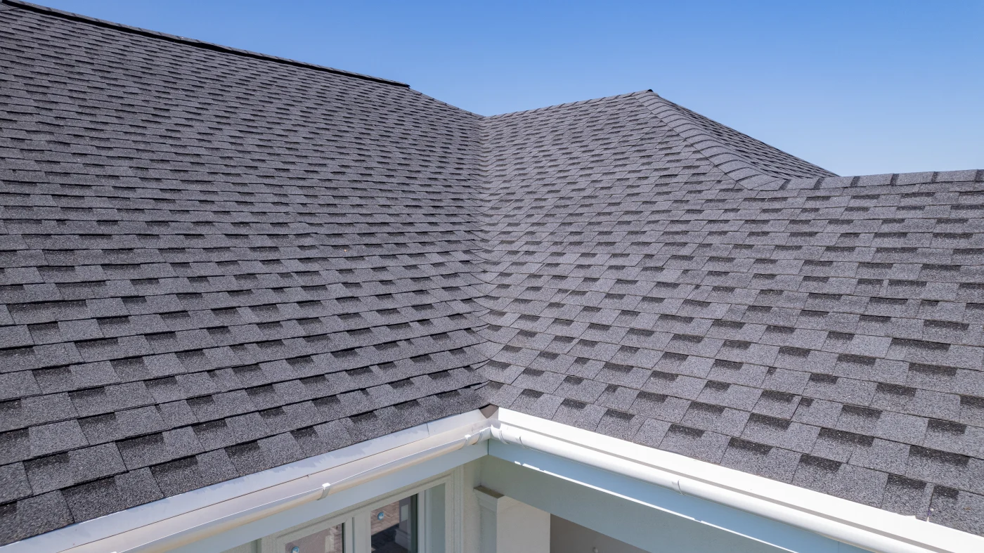 Exceptional Roofing Products | Universal Roof & Contracting Closeup of a newly installed asphalt shingle roof in Central Florida | Universal Roof & Contracting